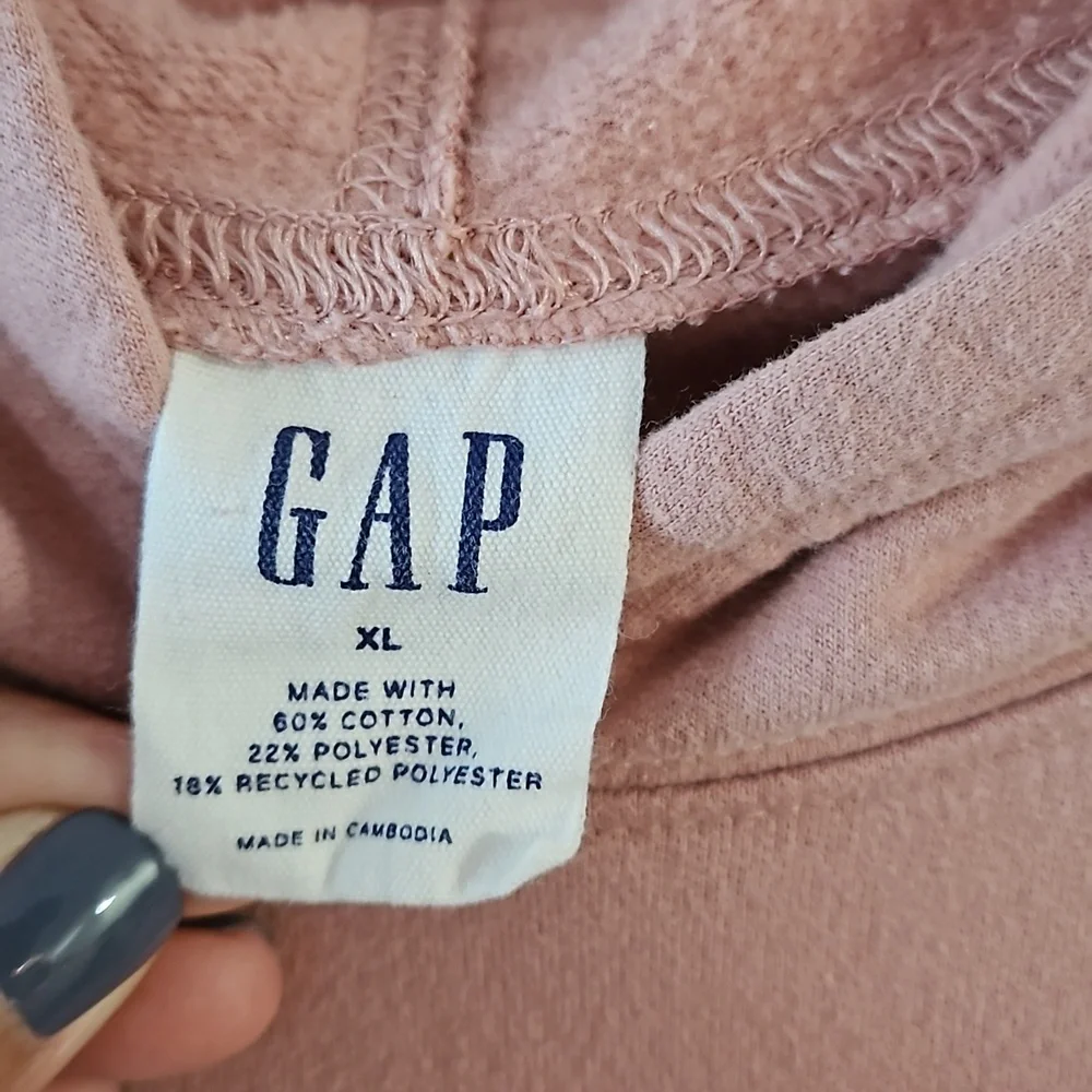GAP Hoodie! - Picture 3 of 5